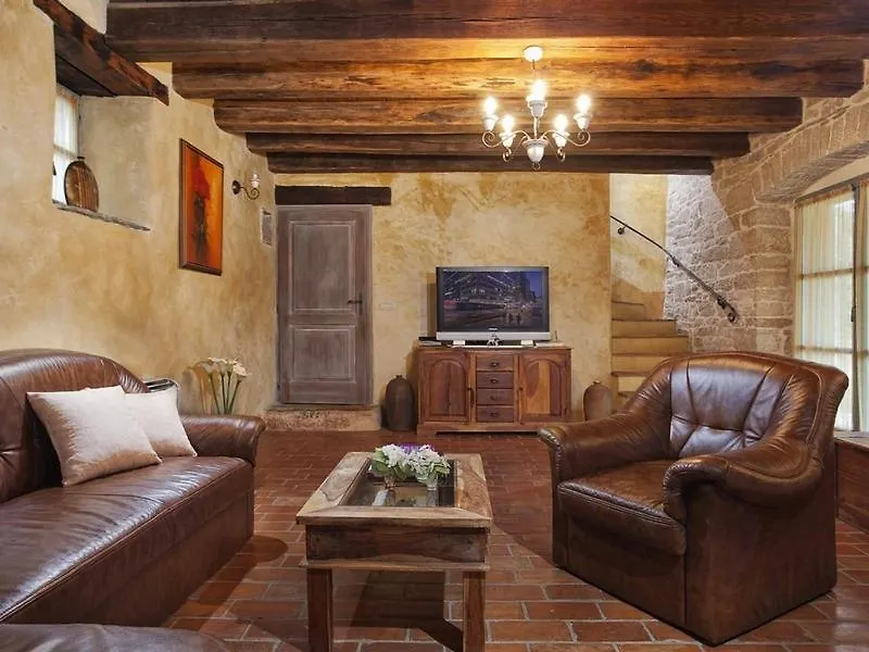 Villa Castela Vela Traba