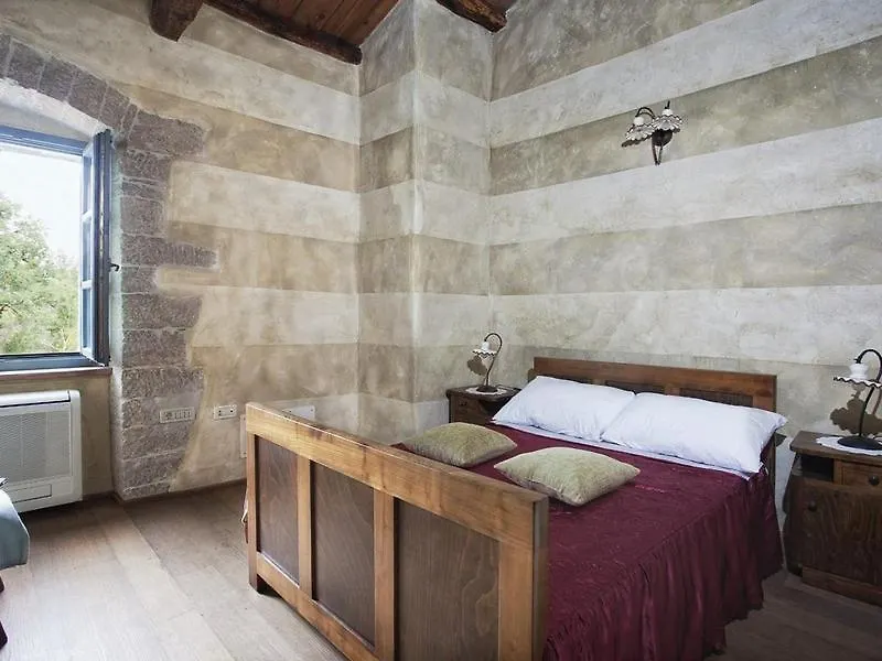 Villa Castela Vela Traba 0*,
